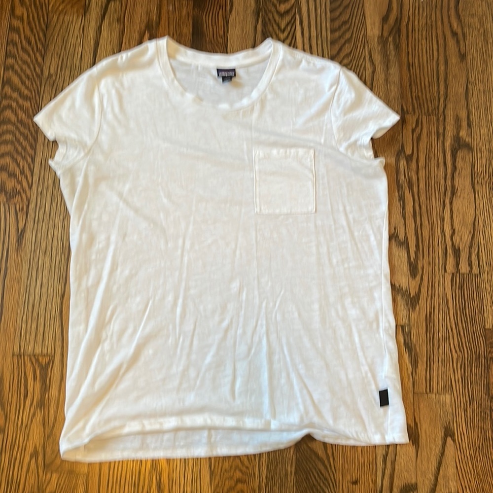 Patagonia White tee